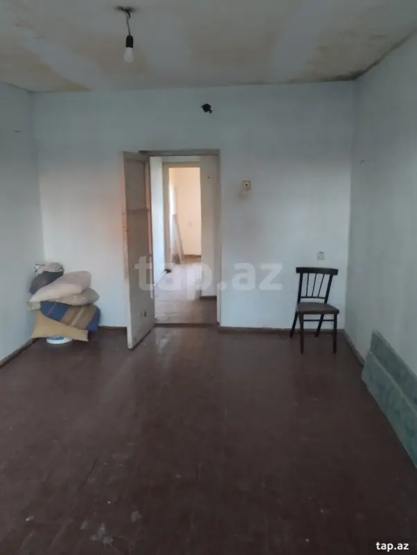 Satılır 3 otaqlı mənzil 49 m²