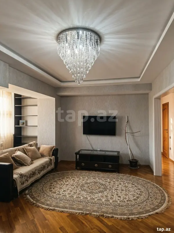 Kirayə verilir 3 otaqlı yeni tikili 90 m²
