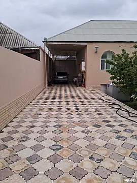 Satılır 4 otaqlı həyət evi 180 m² — Gəncə 4 otaq 180.00 m²