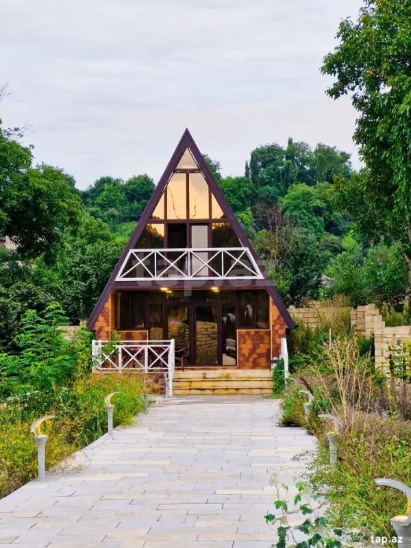 Kirayə verilir 2 otaqlı həyət evi 100 m²