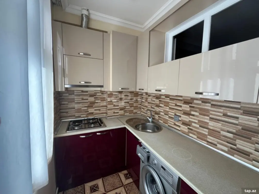 Kirayə verilir 2 otaqlı yeni tikili 60 m²