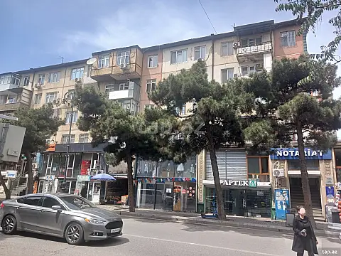 Satılır 2 otaqlı mənzil 58 m² — Bakı, Memar Əcəmi yanı 2 otaq 58.00 m²