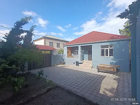 Satılır 4 otaqlı həyət evi 120 m² — Bakı 4 otaq 120.00 m²