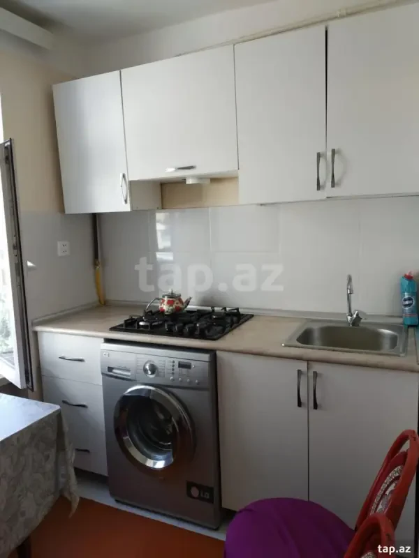 Kirayə verilir 2 otaqlı mənzil 65 m²