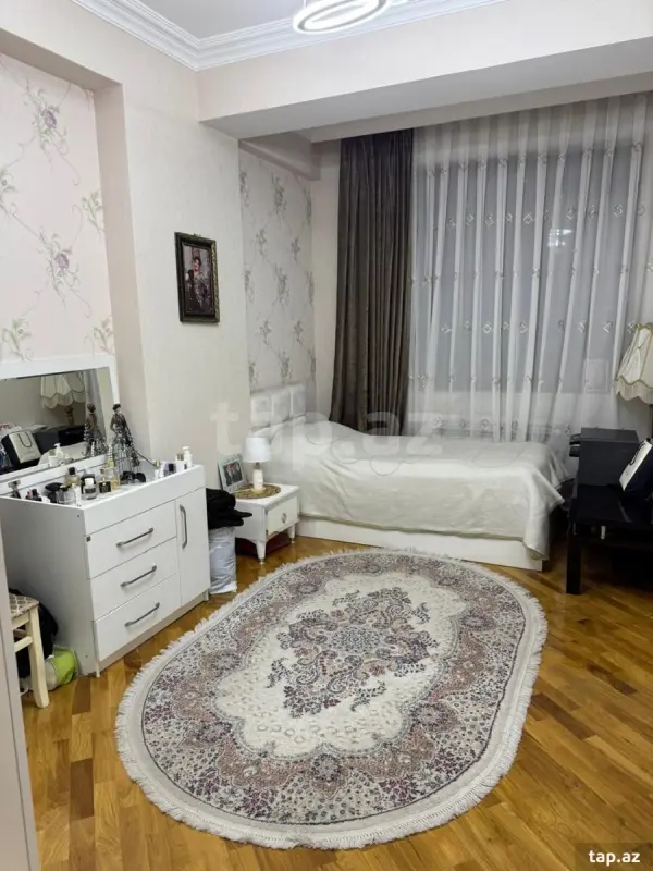 Kirayə verilir 2 otaqlı yeni tikili 60 m²