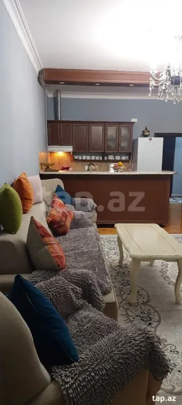 Satılır 3 otaqlı yeni tikili 82 m²