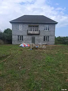 Satılır 6 otaqlı həyət evi 150 m² — Astara 6 otaq 150.00 m²