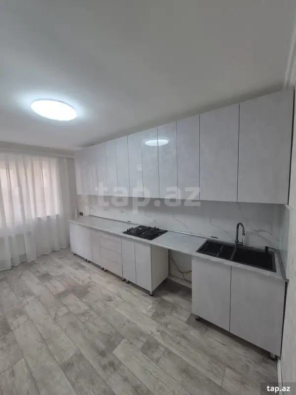 Satılır 2 otaqlı yeni tikili 70 m²