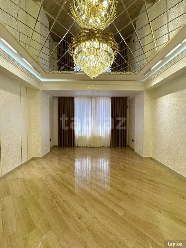 Satılır 3 otaqlı yeni tikili 110 m²