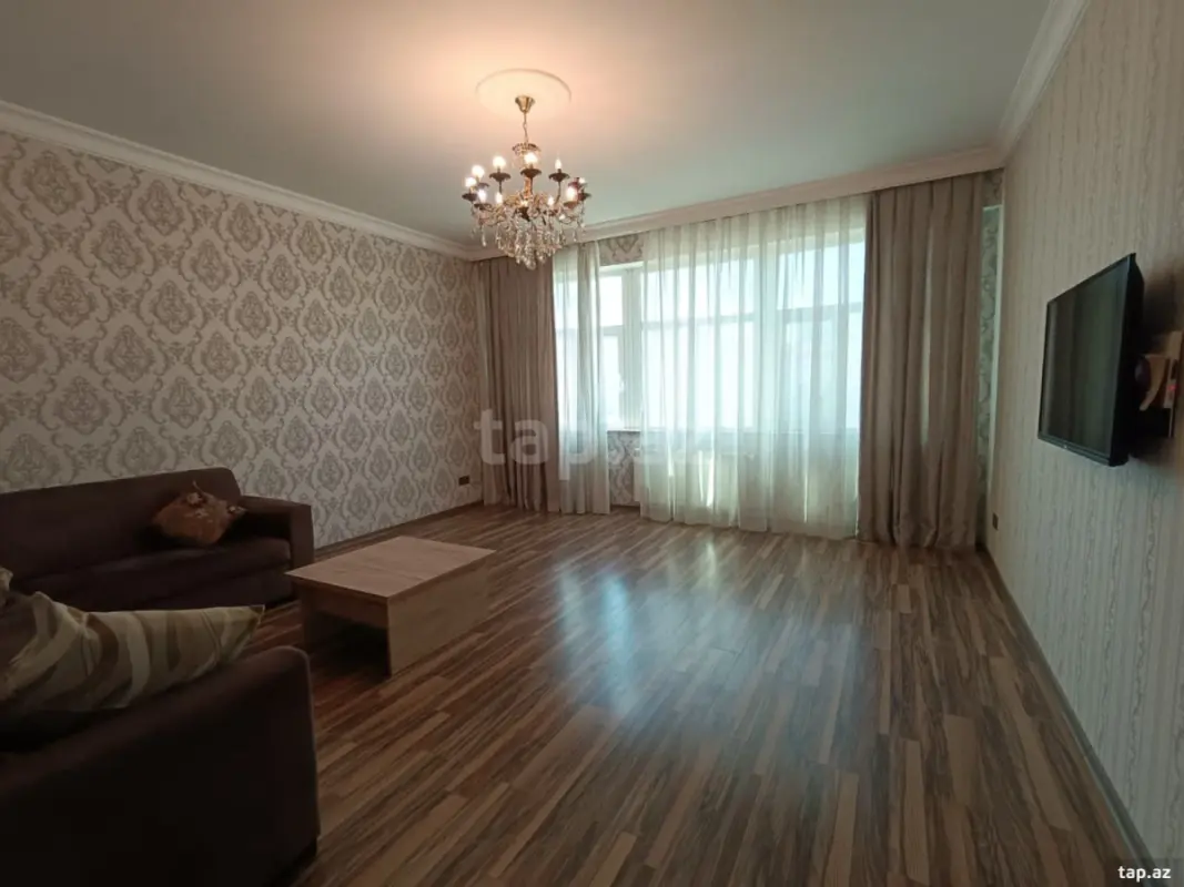 Satılır 2 otaqlı yeni tikili 100 m²