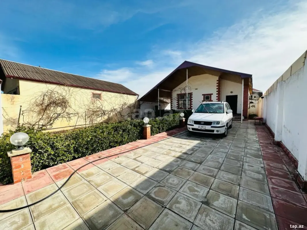Kirayə verilir 4 otaqlı həyət evi 90 m²