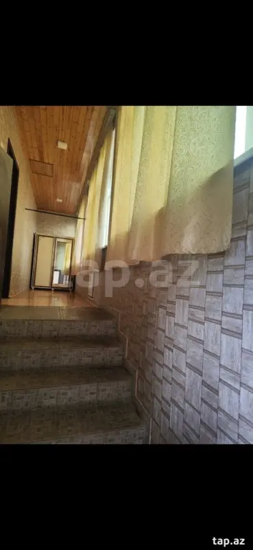 Satılır 3 otaqlı yeni tikili 100 m²