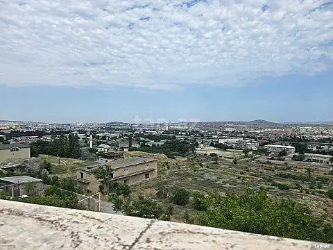 Satılır torpaq sahəsi — Bakı