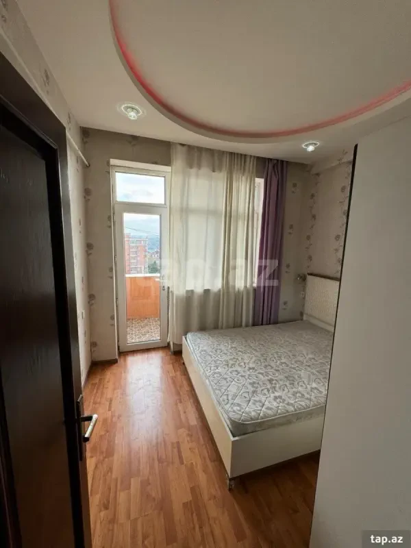 Kirayə verilir 2 otaqlı yeni tikili 44 m²