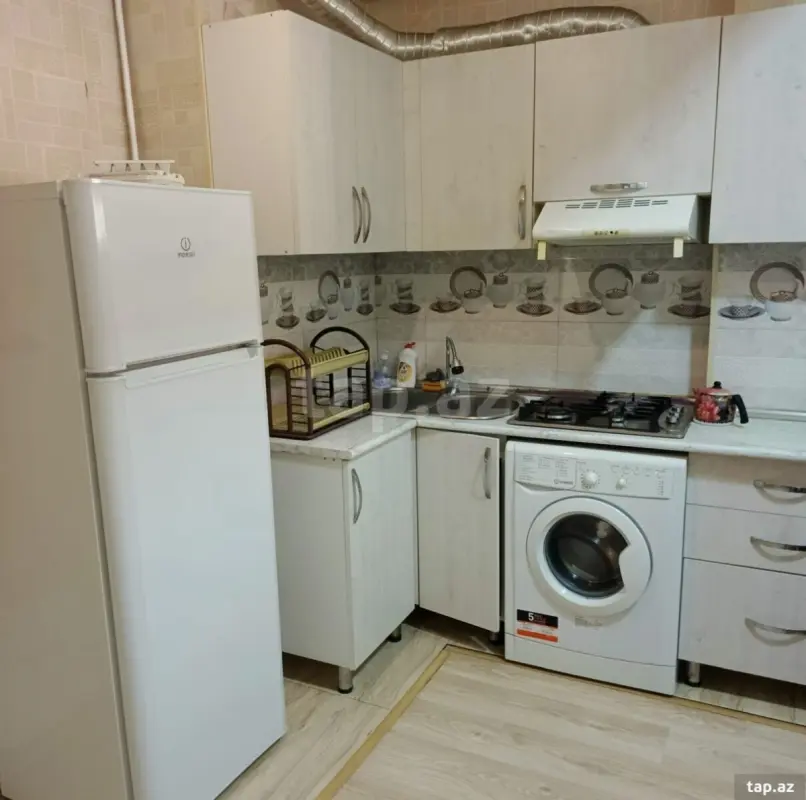 Kirayə verilir 2 otaqlı yeni tikili 45 m²