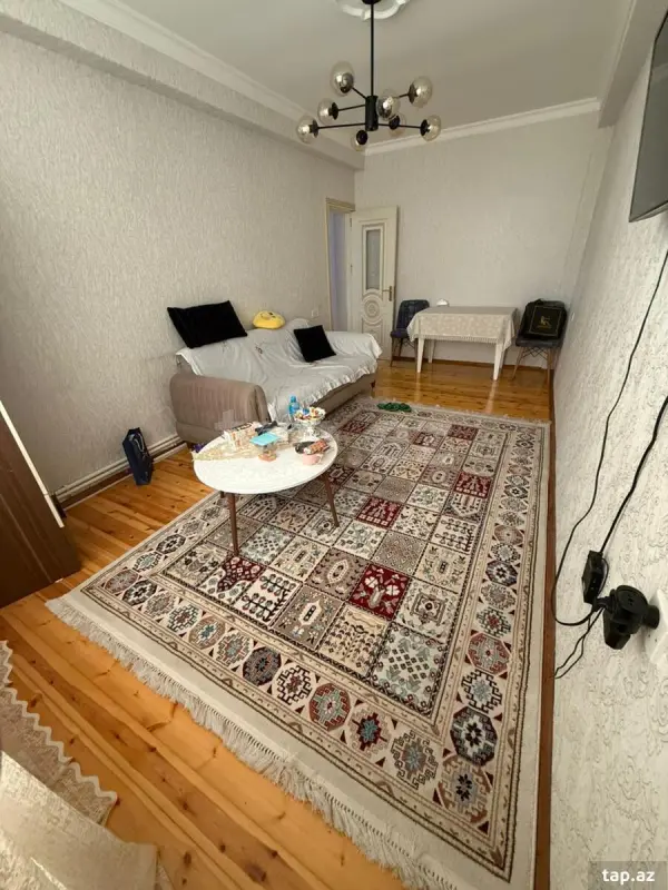 Satılır 2 otaqlı yeni tikili 70 m²