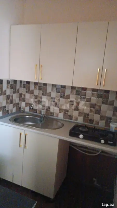 Kirayə verilir 2 otaqlı həyət evi 60 m²