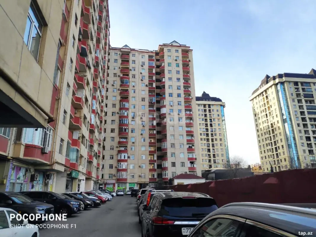 Satılır 2 otaqlı yeni tikili 65 m²