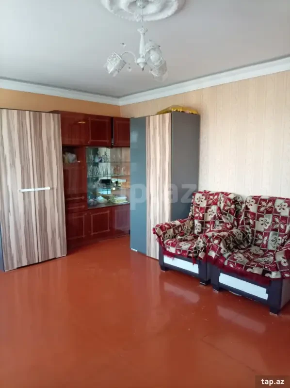 Kirayə verilir 5 otaqlı mənzil 100 m²