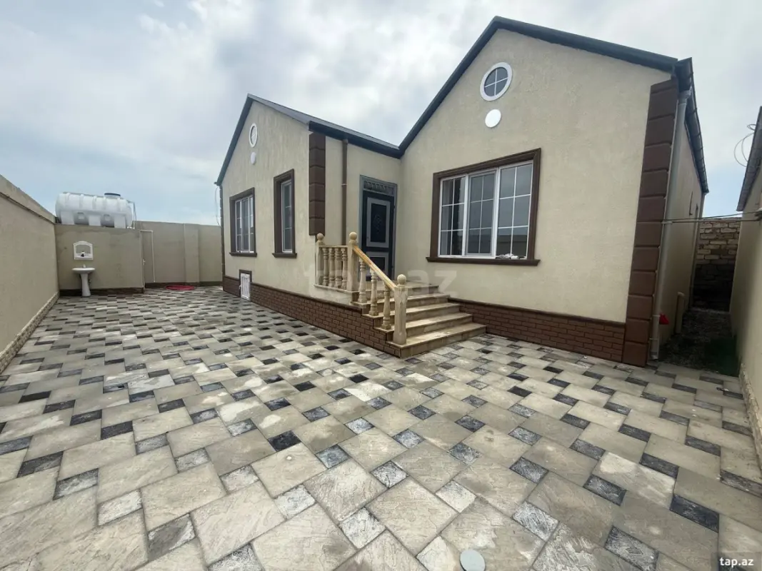 Satılır 4 otaqlı həyət evi 110 m²