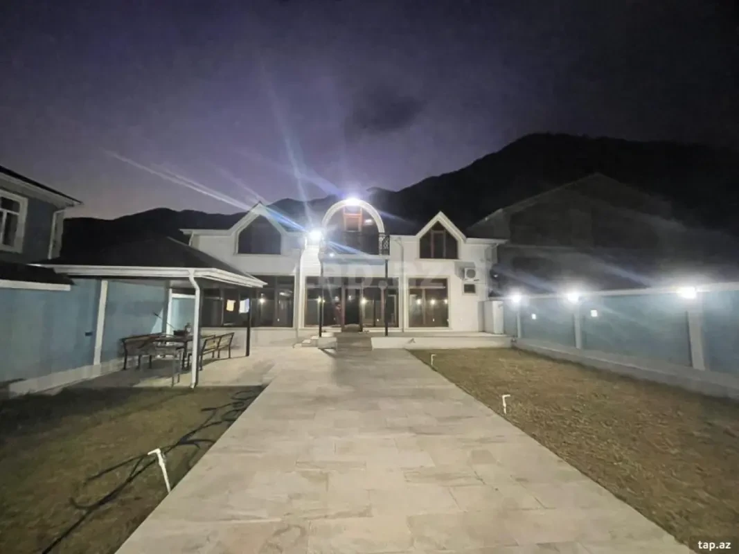 Kirayə verilir 4 otaqlı həyət evi 150 m²