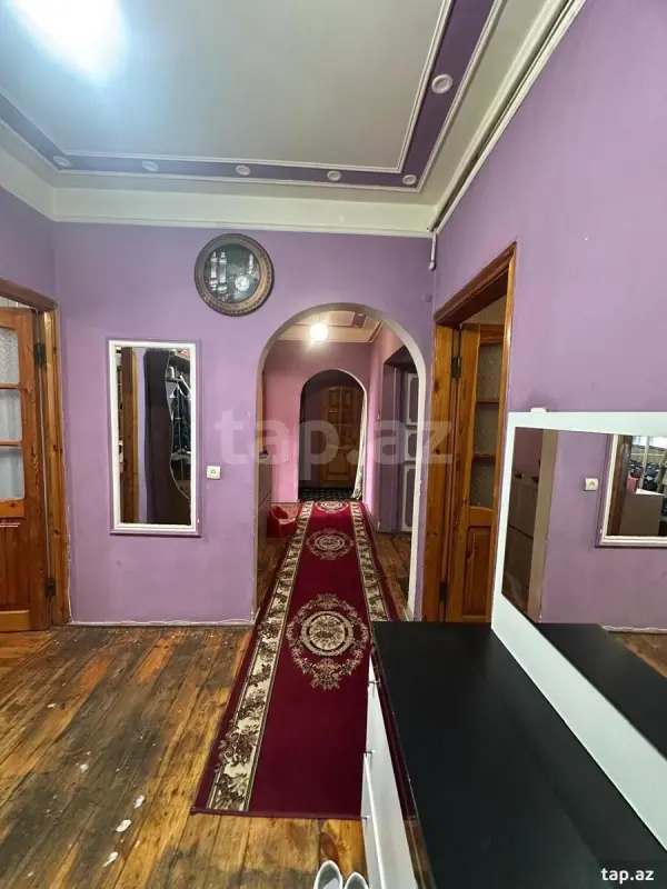 Satılır 5 otaqlı mənzil 120 m²