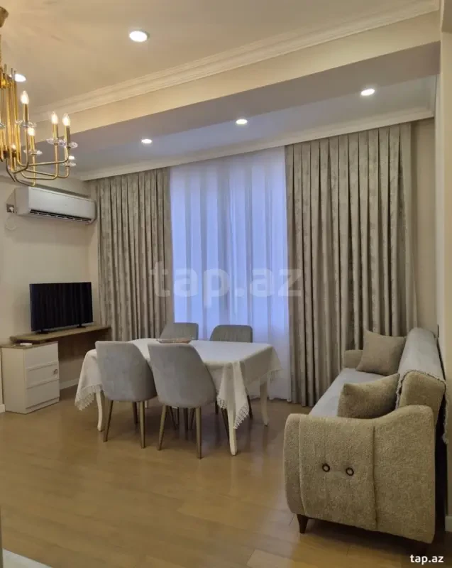 Kirayə verilir 3 otaqlı yeni tikili 95 m²