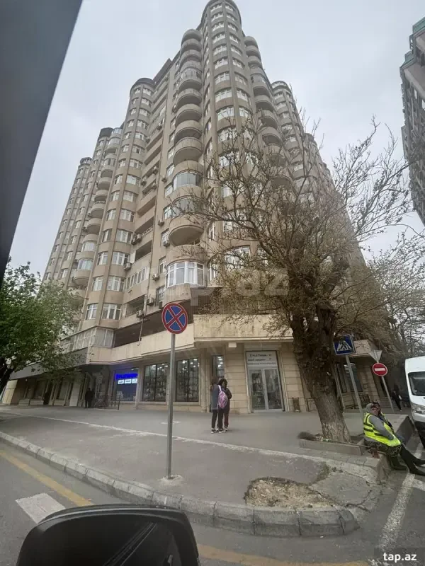 Satılır 2 otaqlı yeni tikili 91 m²