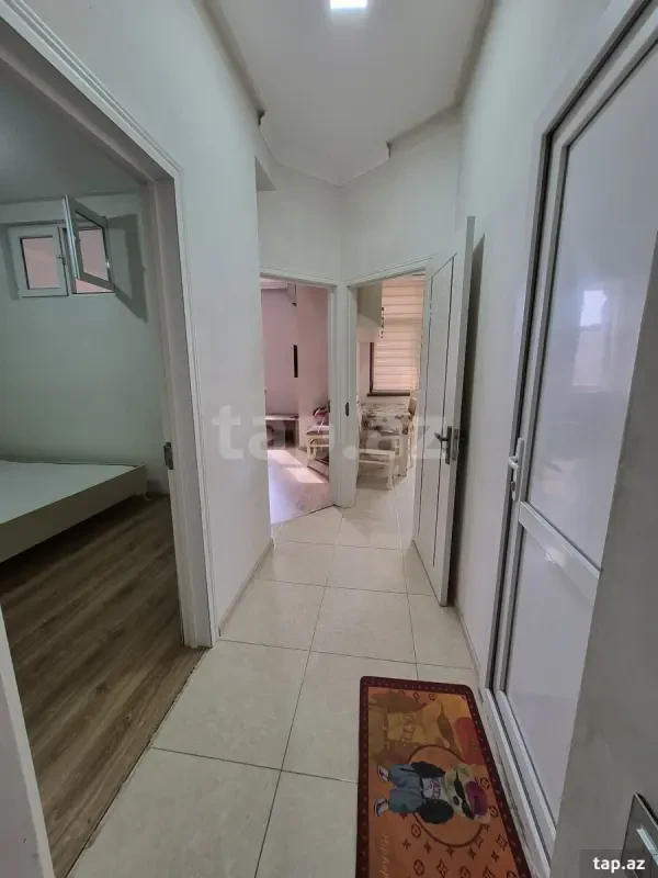 Kirayə verilir 2 otaqlı yeni tikili 65 m²