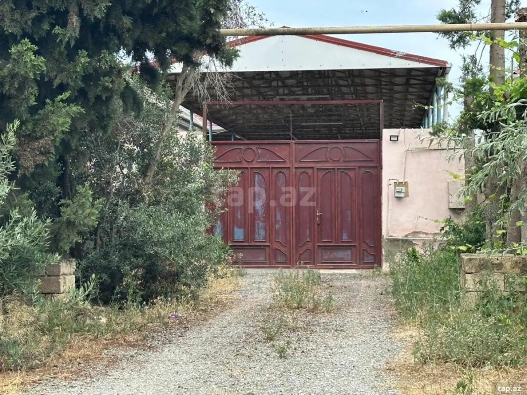 Satılır 4 otaqlı həyət evi 12 m²