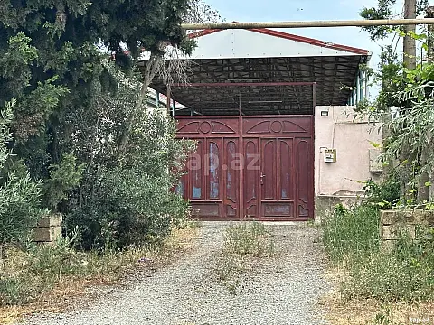 Satılır 4 otaqlı həyət evi 12 m² — Bakı 4 otaq 12.00 m²