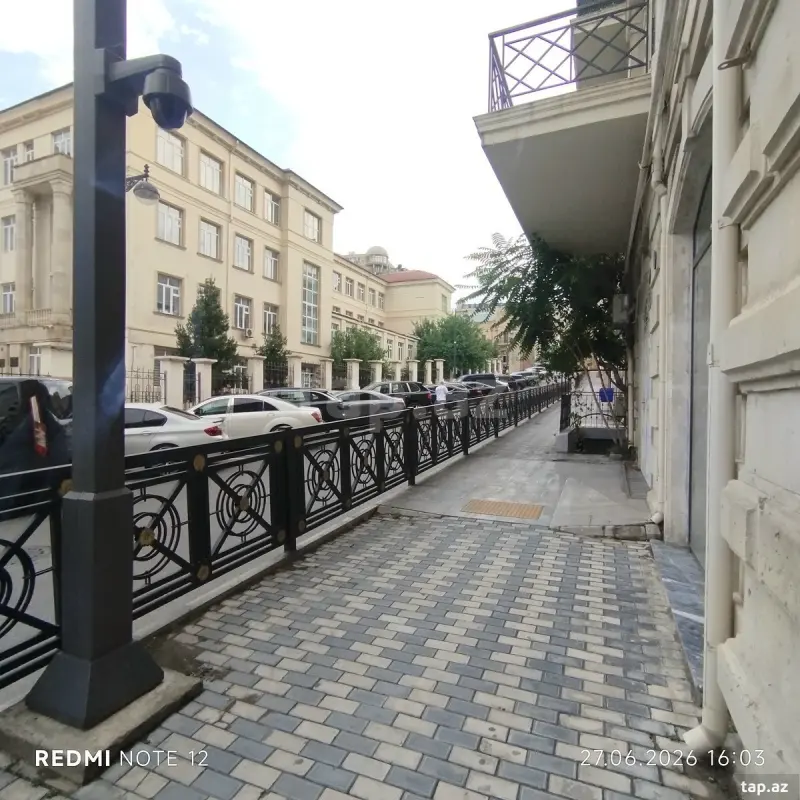 Kirayə verilir 2 otaqlı mənzil 40 m²