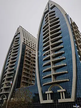 Kirayə verilir 3 otaqlı yeni tikili 150 m² — Bakı 3 otaq 150.00 m²