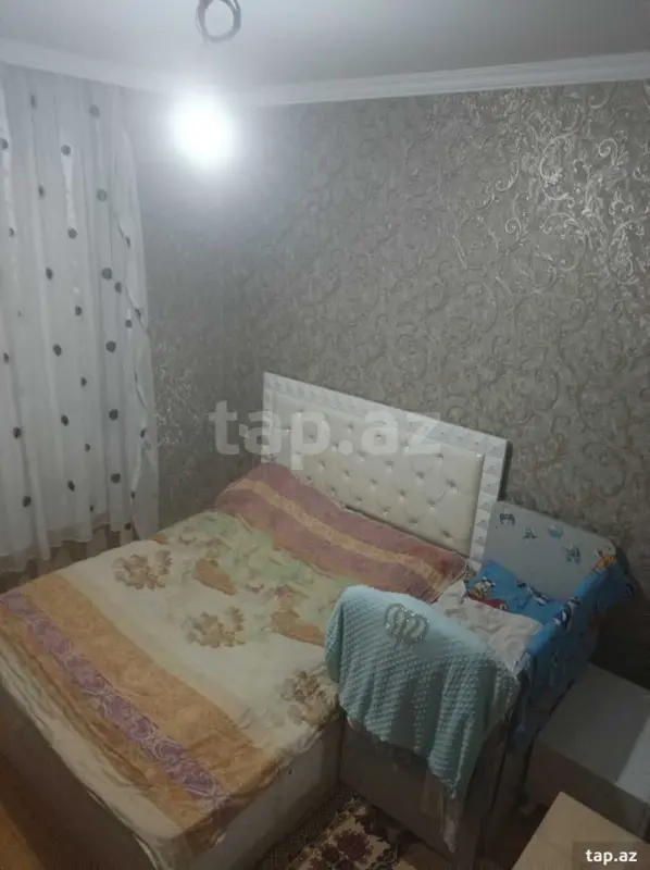 Satılır 4 otaqlı həyət evi 100 m²