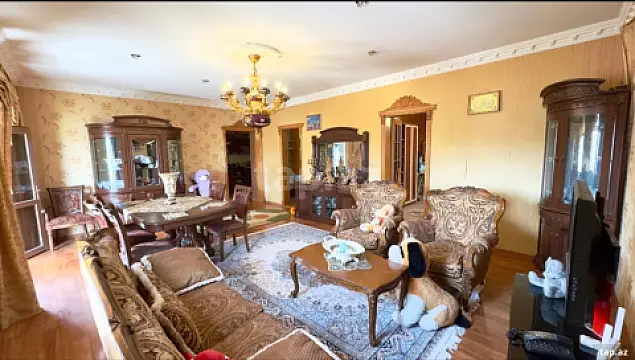 Satılır 7 otaqlı həyət evi 248 m² — Bakı 7 otaq 248.00 m²