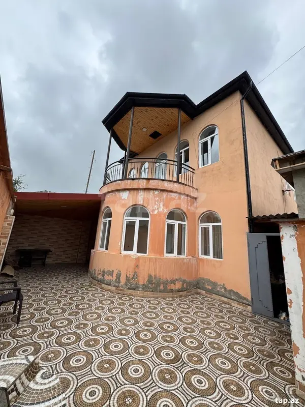 Satılır 3 otaqlı həyət evi 120 m²