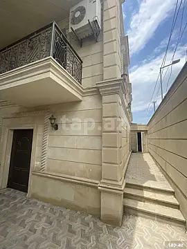 Satılır 5 otaqlı həyət evi 200 m² — Bakı, Bakıxanov 5 otaq 200.00 m²