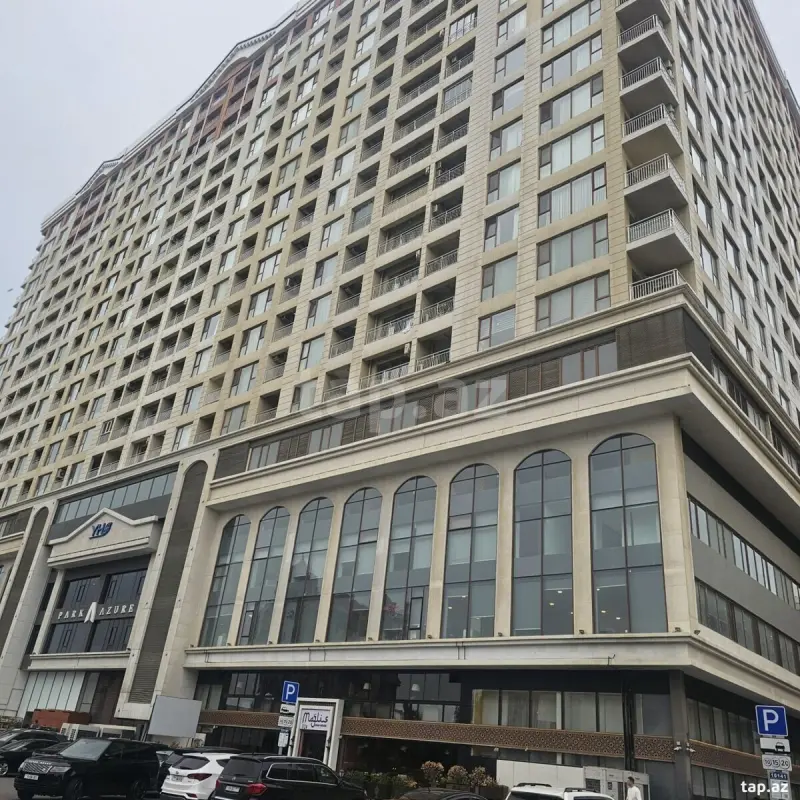 Satılır 3 otaqlı yeni tikili 115 m²