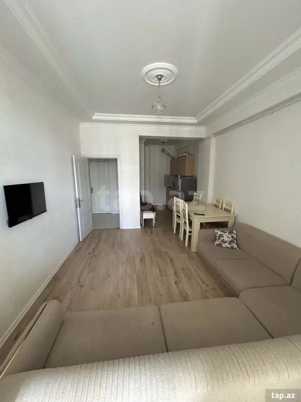 Kirayə verilir 2 otaqlı yeni tikili 75 m²
