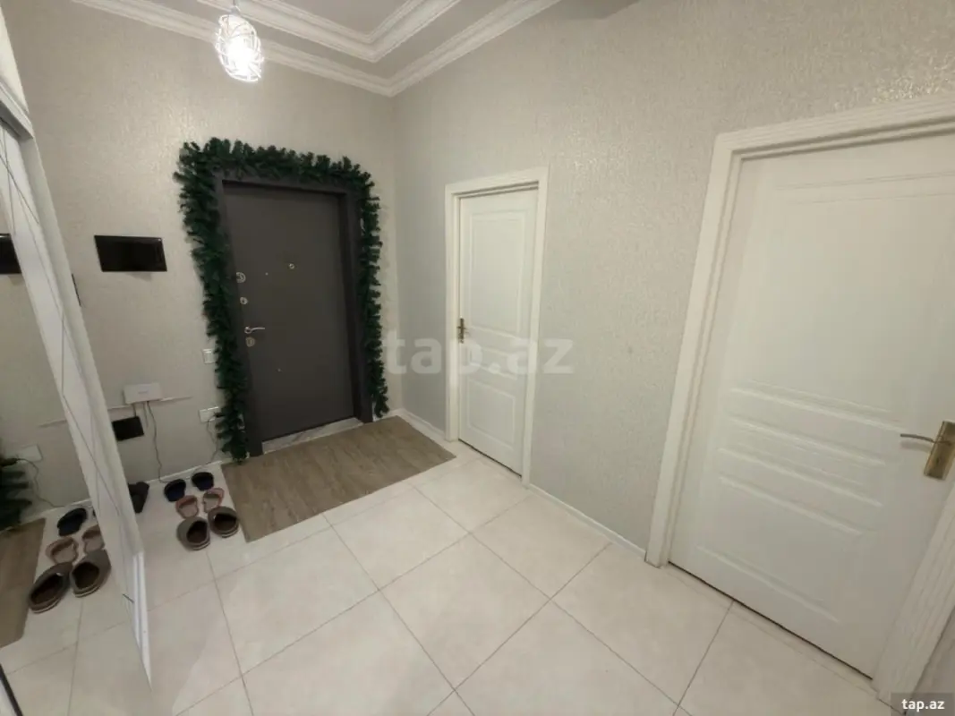 Kirayə verilir 2 otaqlı yeni tikili 75 m²