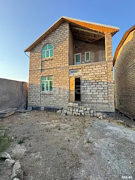 Satılır 4 otaqlı həyət evi 160 m² — Bakı 4 otaq 160.00 m²