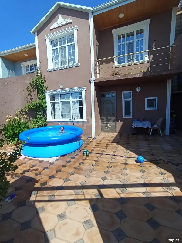 Satılır 5 otaqlı həyət evi 120 m²