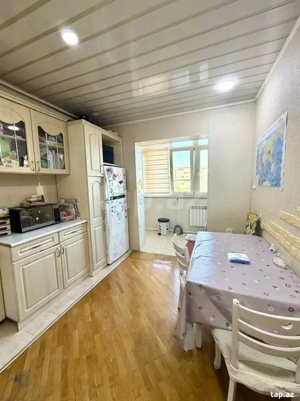 Satılır 2 otaqlı mənzil 60 m²