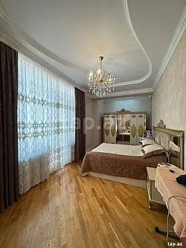Satılır 3 otaqlı yeni tikili 150 m² — Bakı 3 otaq 150.00 m²