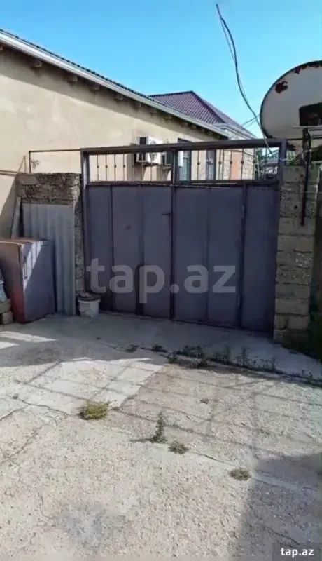 Satılır 4 otaqlı həyət evi 95 m²