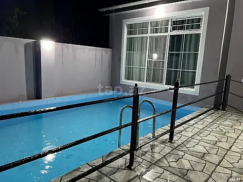 Kirayə verilir 3 otaqlı həyət evi 200 m² — Qax 3 otaq 200.00 m²