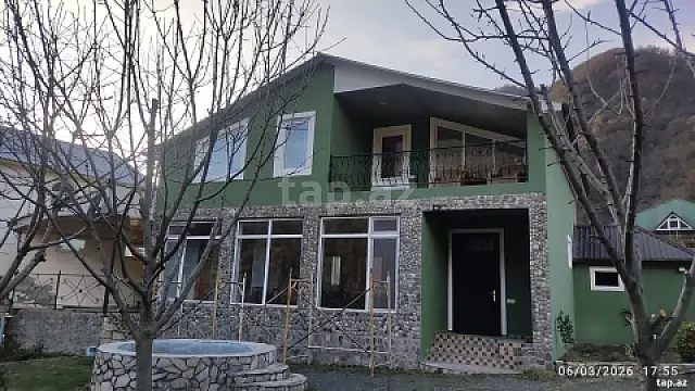 Kirayə verilir 4 otaqlı həyət evi 200 m² — Qax 4 otaq 200.00 m²