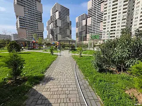 Satılır 4 otaqlı yeni tikili 300 m² — Bakı 4 otaq 300.00 m²