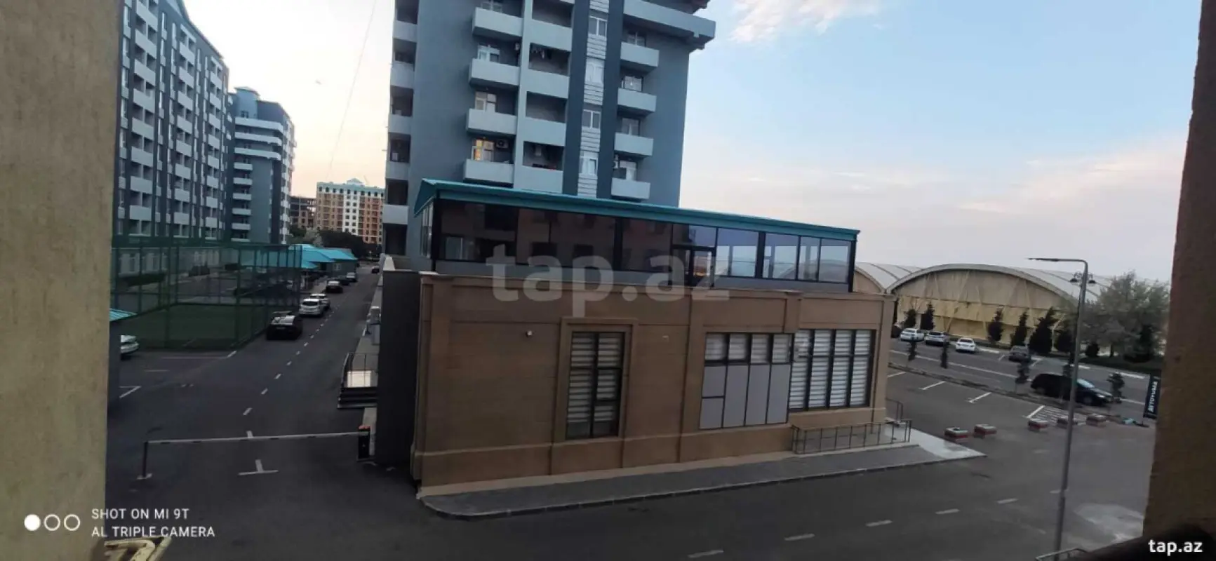 Kirayə verilir 3 otaqlı yeni tikili 99 m²