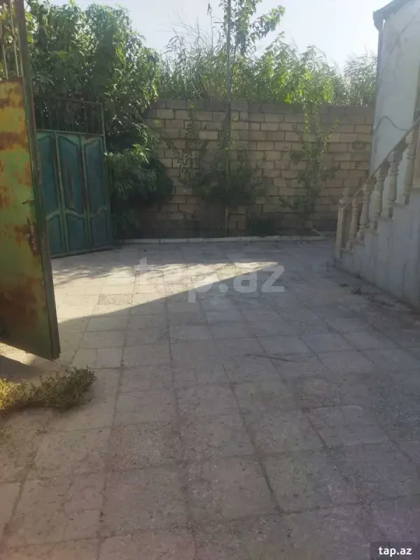 Satılır 3 otaqlı həyət evi 100 m²
